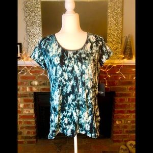 ❇️NWT❇️ Vera Wang Crinkle Top Shirt, Size Medium